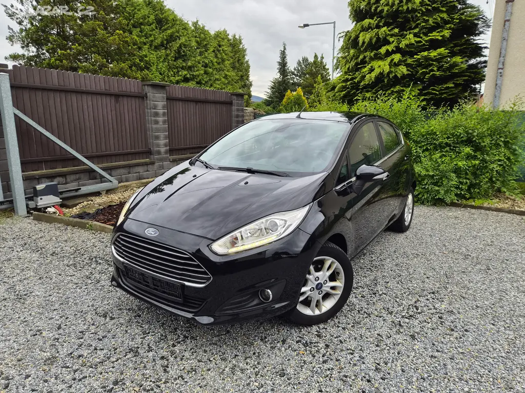 Ford Fiesta 1.0 Celebration 2017 vyhř. sklo a sed
