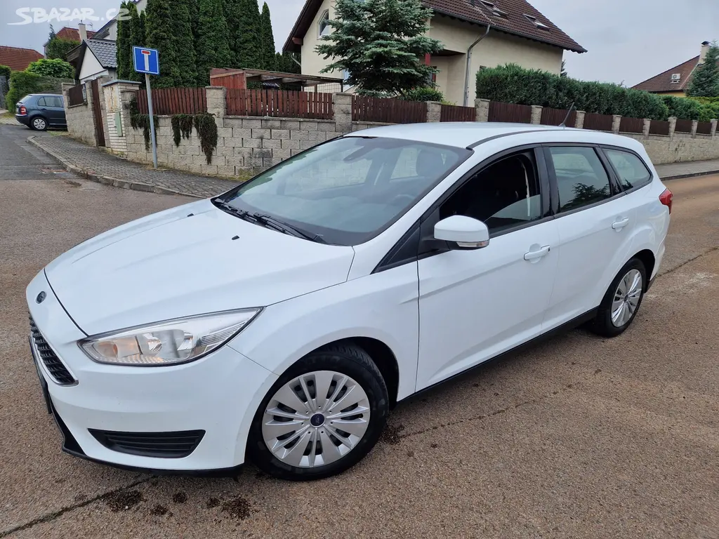 Ford Focus Tourer 1.5 dci - tažné - tempomat -