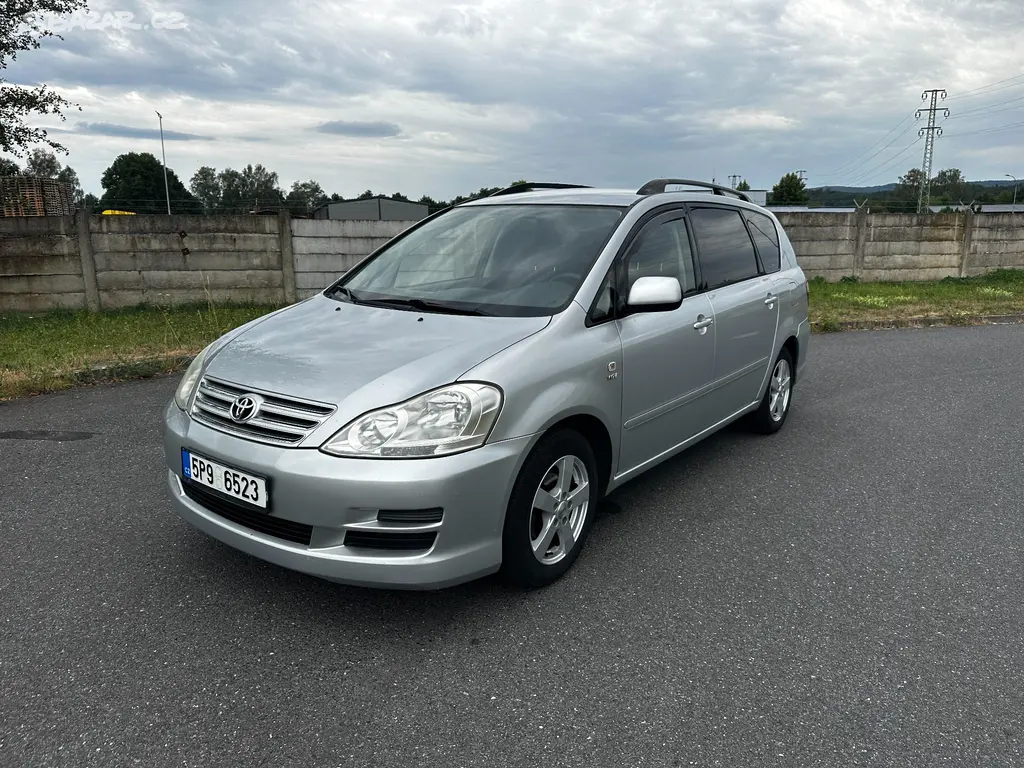 TOYOTA AVENSIS VERSO 2.0 110kW