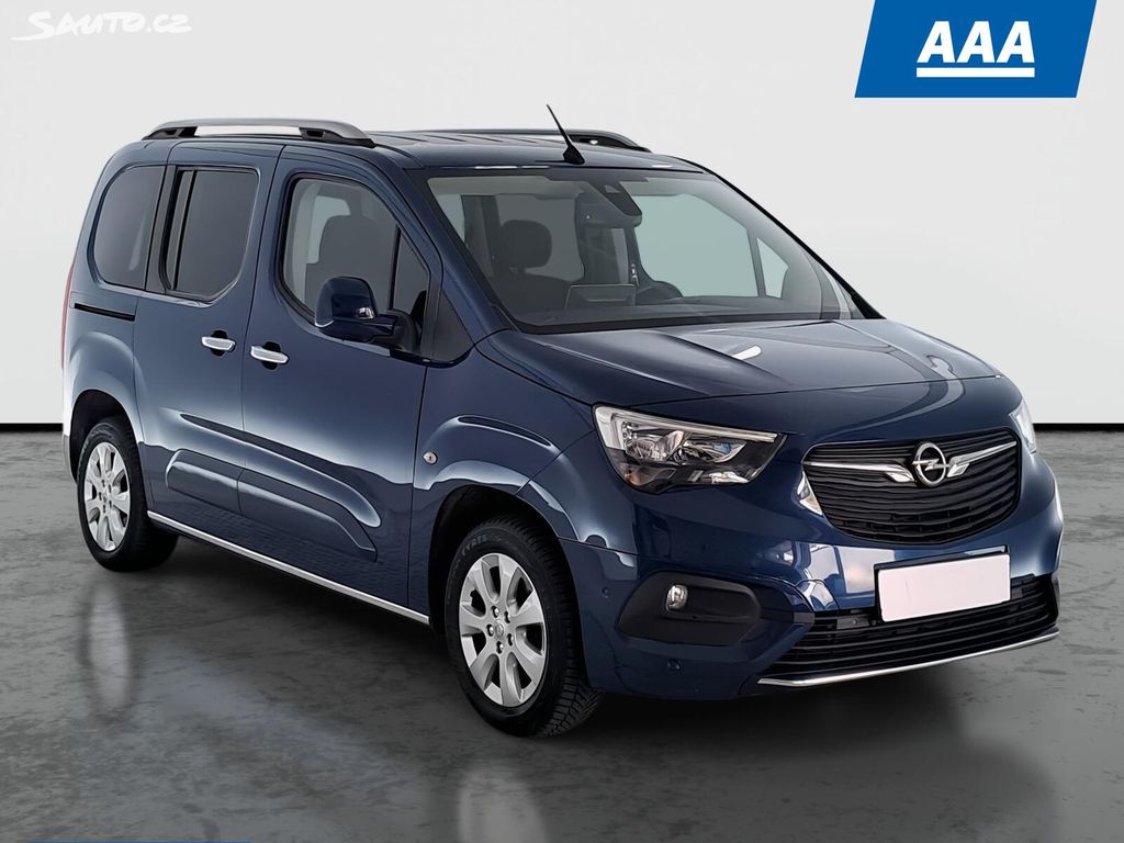 Opel Combo, 1.2 Turbo, Life, 5Míst, Klima