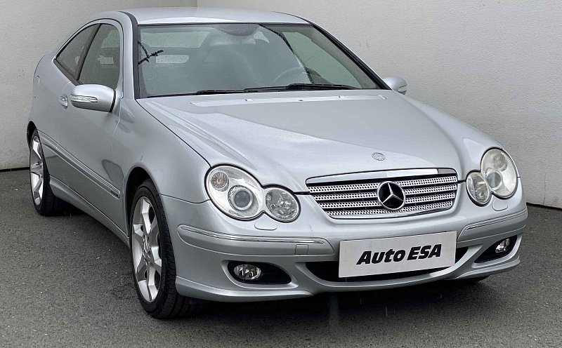 Mercedes-Benz Třída C 2006