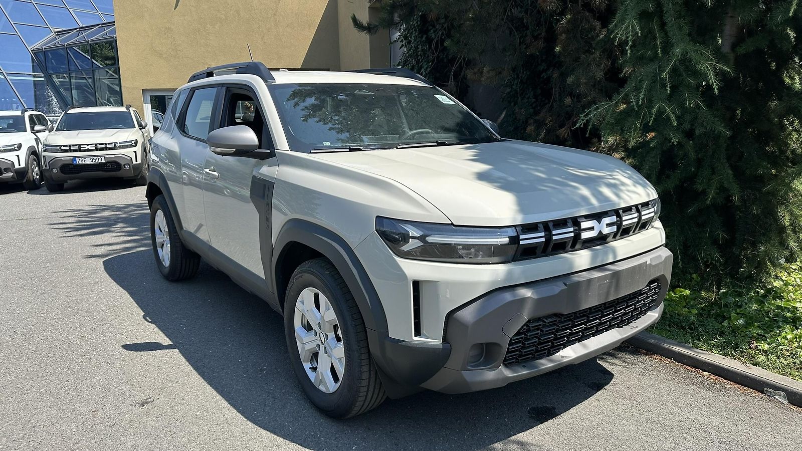 Dacia Duster Expression Hybrid 155