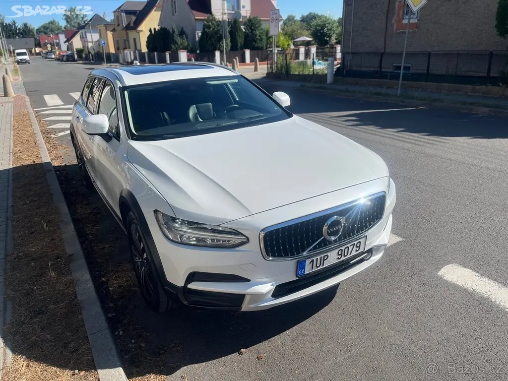Volvo V90 2,0   Crosscountry, TDI D5 AWD