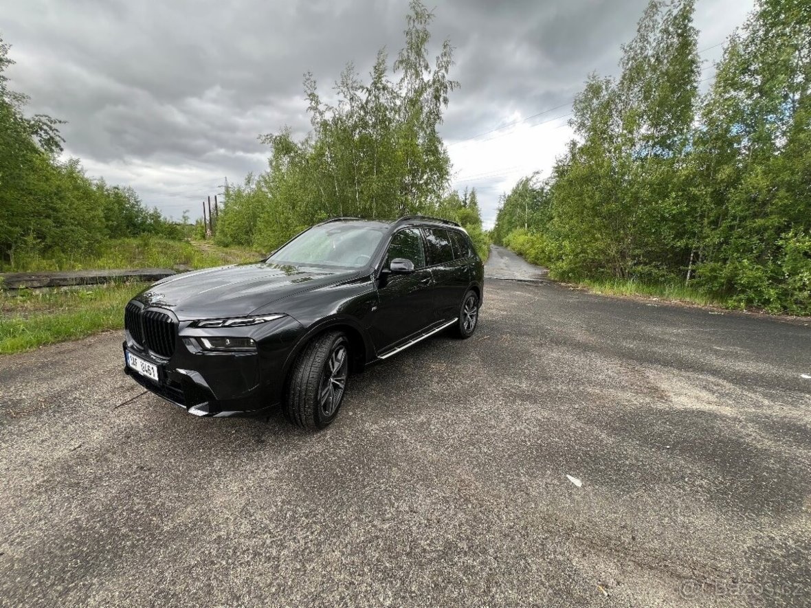 BMW X7 40d, M-Packet, PANO, HUD