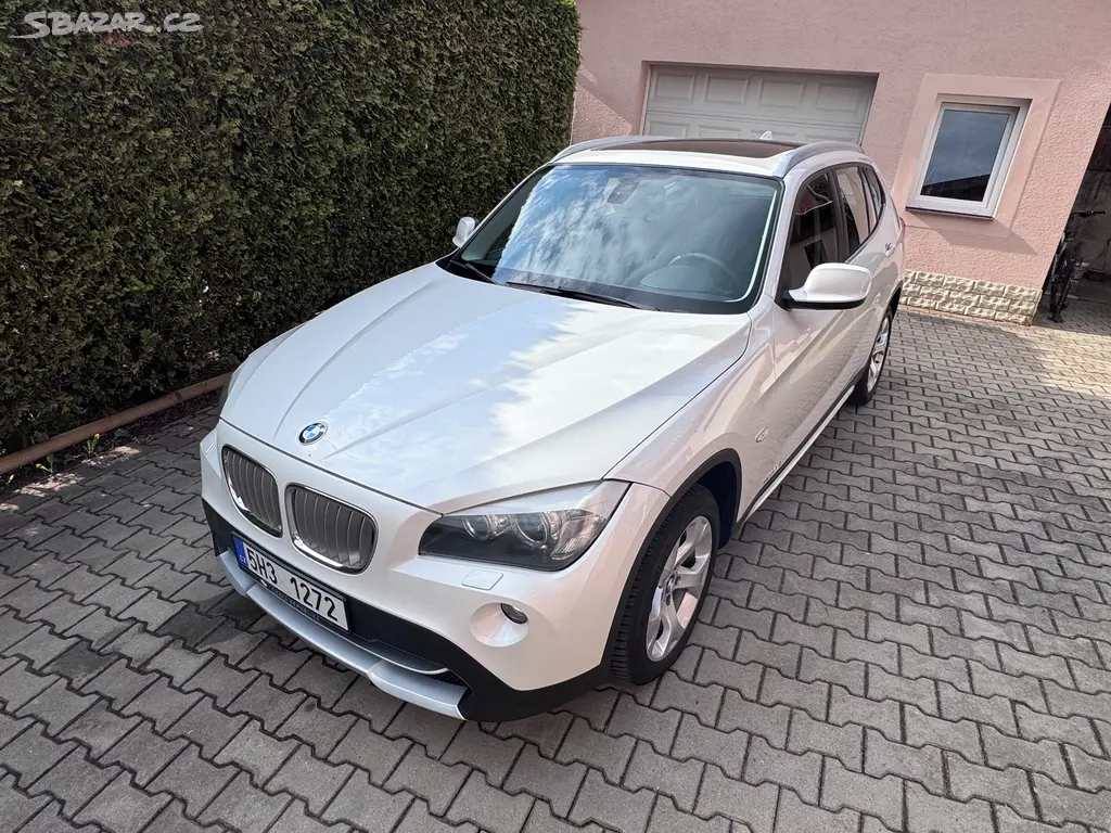 BMW X1 xDrive 23d 2011 + originální nosič kol, 2.