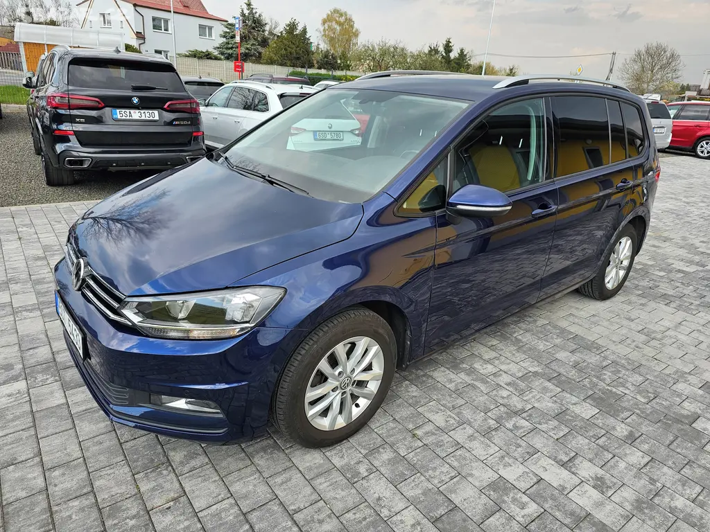 Volkswagen Touran, 1.6 TDI, DSG, TAŽNÉ ZAŘ.
