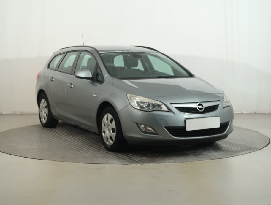 Opel Astra, 1.7 CDTI, po STK, Tažné, Klima,, Combi