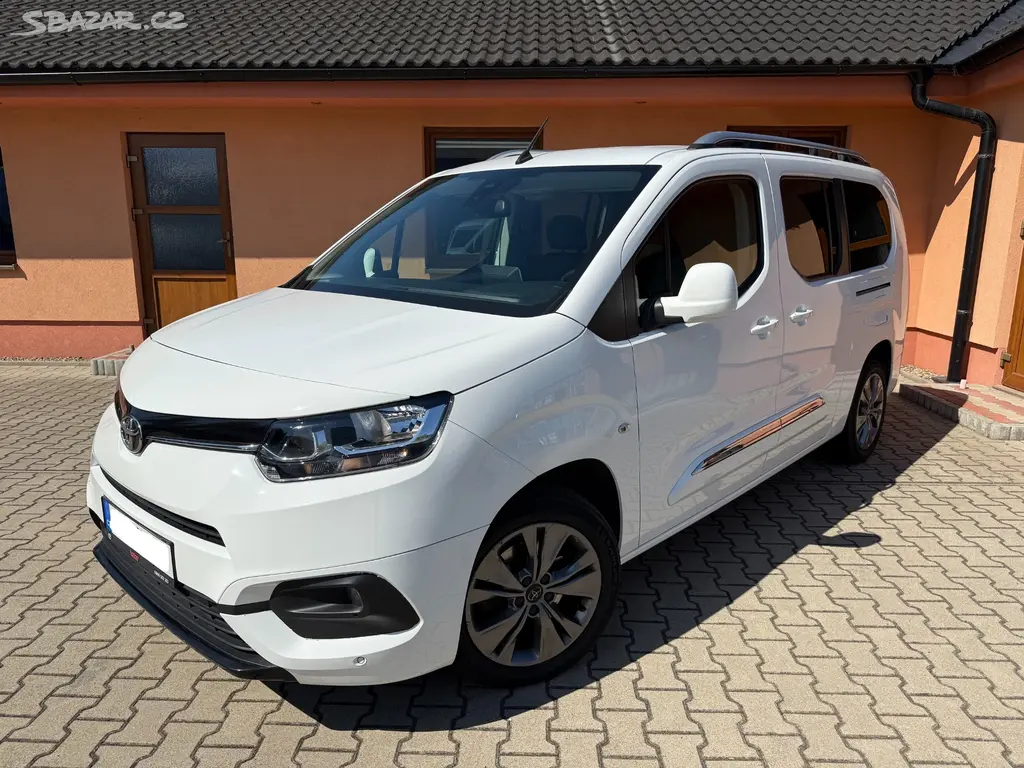 Toyota Proace City Verso 1.5 D, L2, Čr, 1.maj,DPH