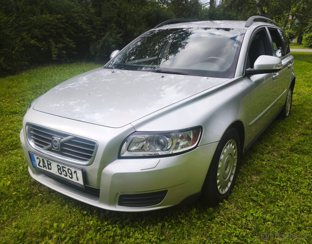 Volvo V50 1.6 benzín, rok 2010, dobrá cena
