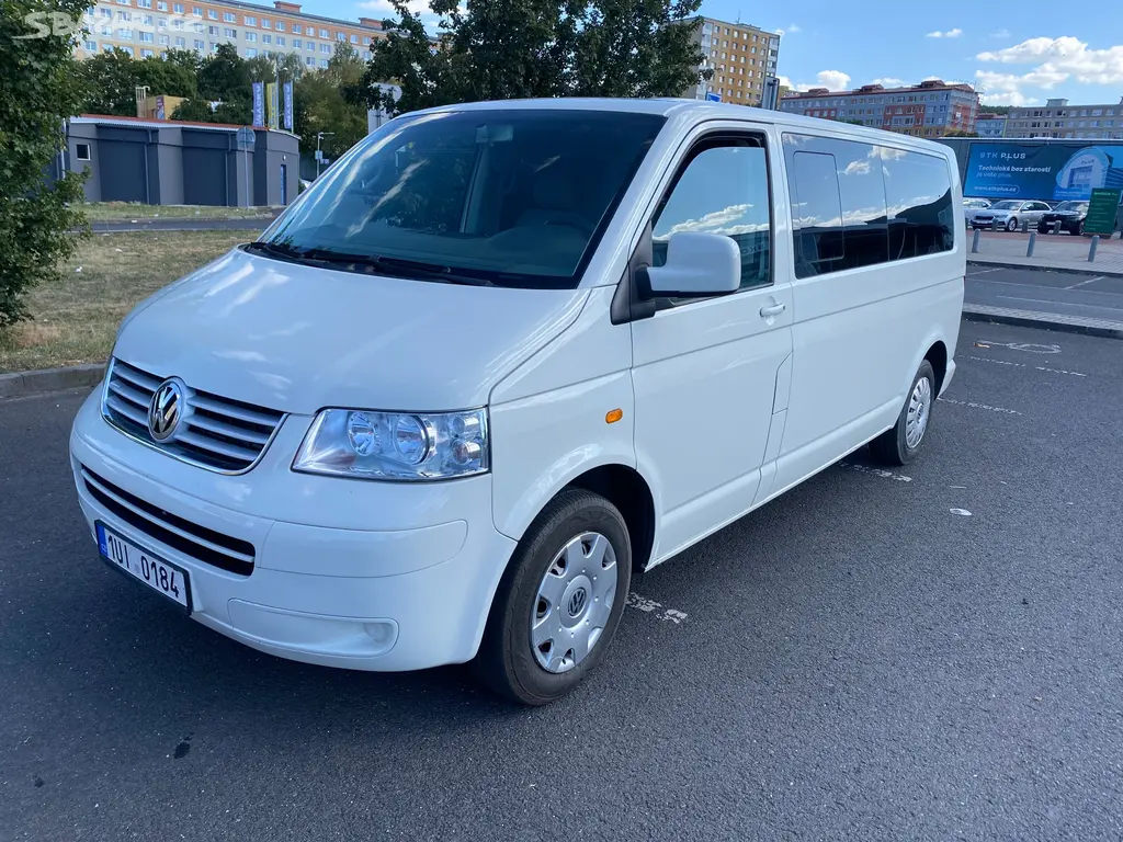 Volkswagen Caravelle2,5tdi,96kw,automat,long,9míst