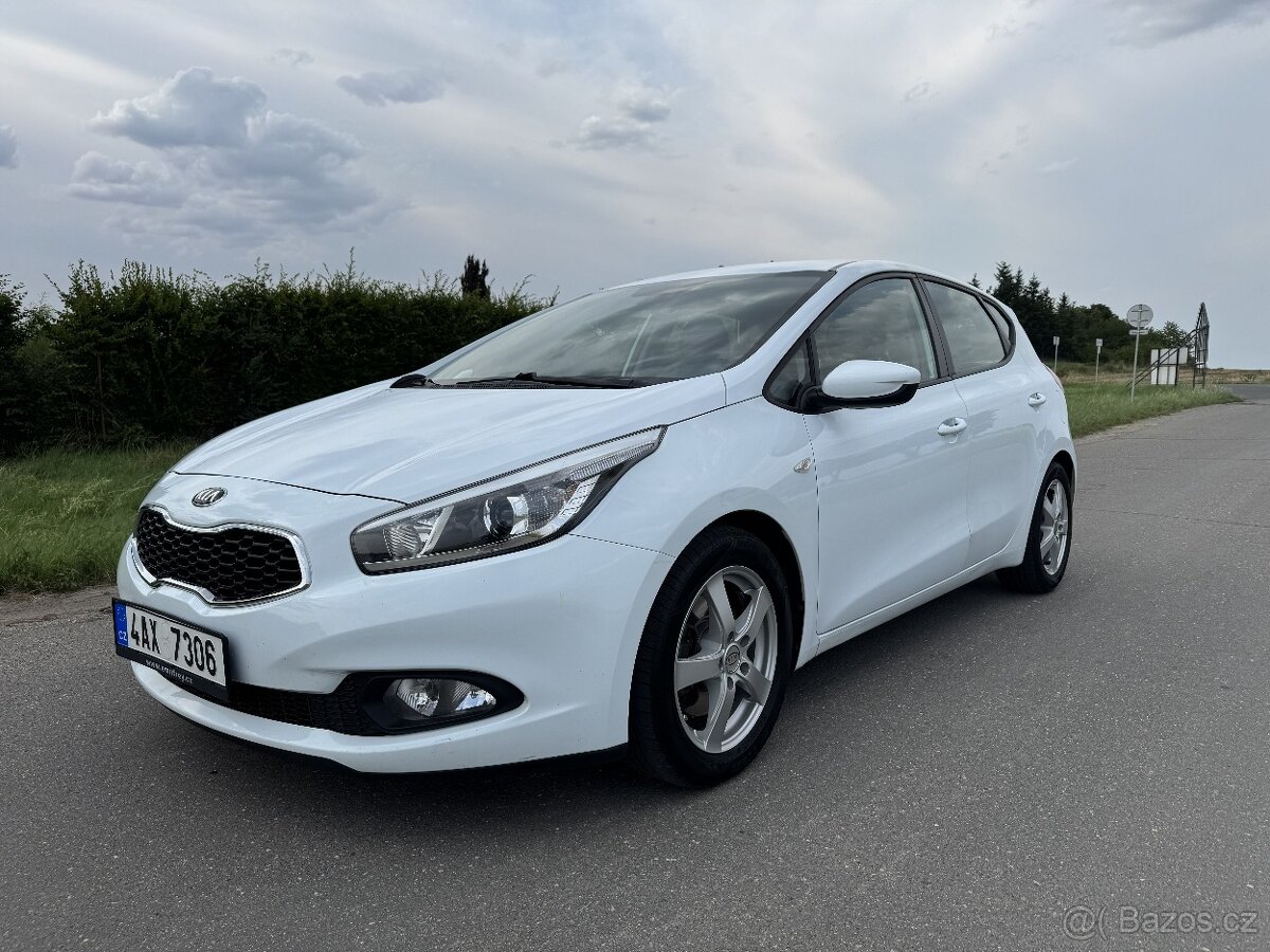 Kia Ceed 1.6 CRDi 94 kW | 134 513 km | 2015 | 2. majitel