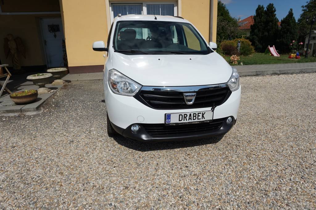 Dacia Lodgy, 1,6 1,Majitel nové v ČR, kombi,
