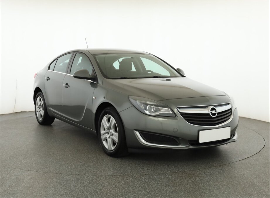 Opel Insignia, 1.6 CDTI, ČR,2.maj, Serv.kniha,