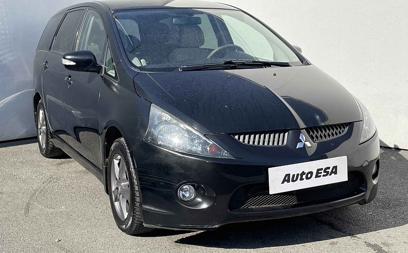 Mitsubishi Grandis 2005