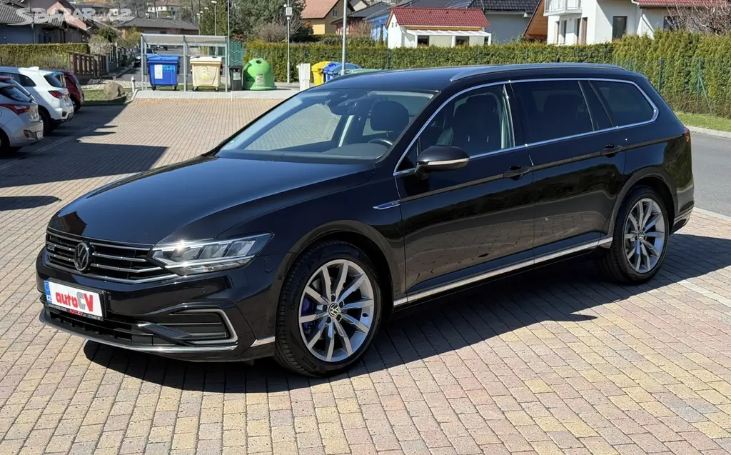 VW PASSAT 1.4 GTE 160kW PLUG-IN HYBRID-2020-147TKM