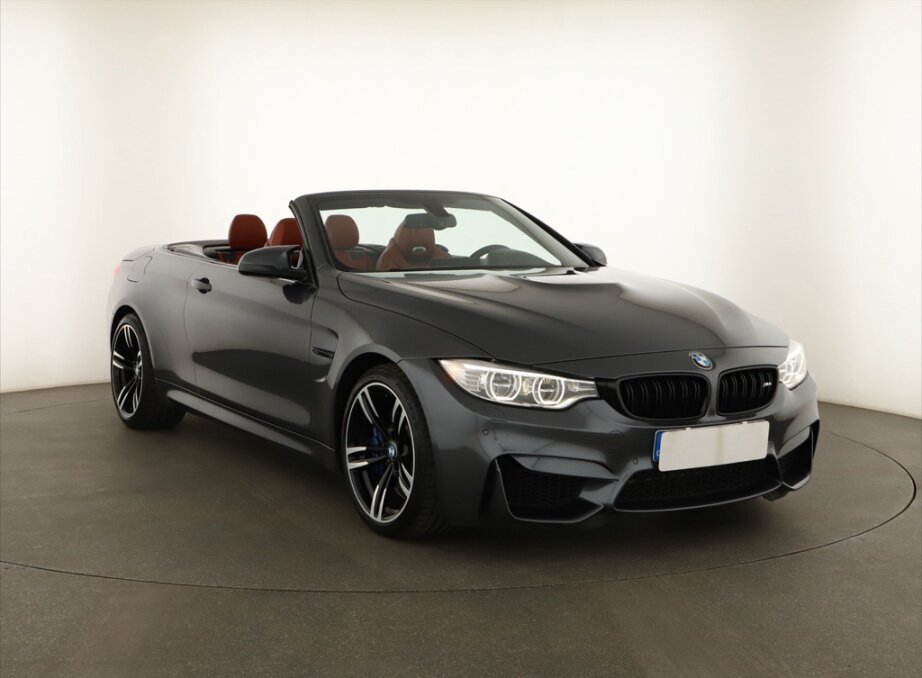 BMW Řada M4, M4, ČR, DPH, 2. Majitel,, Convertible