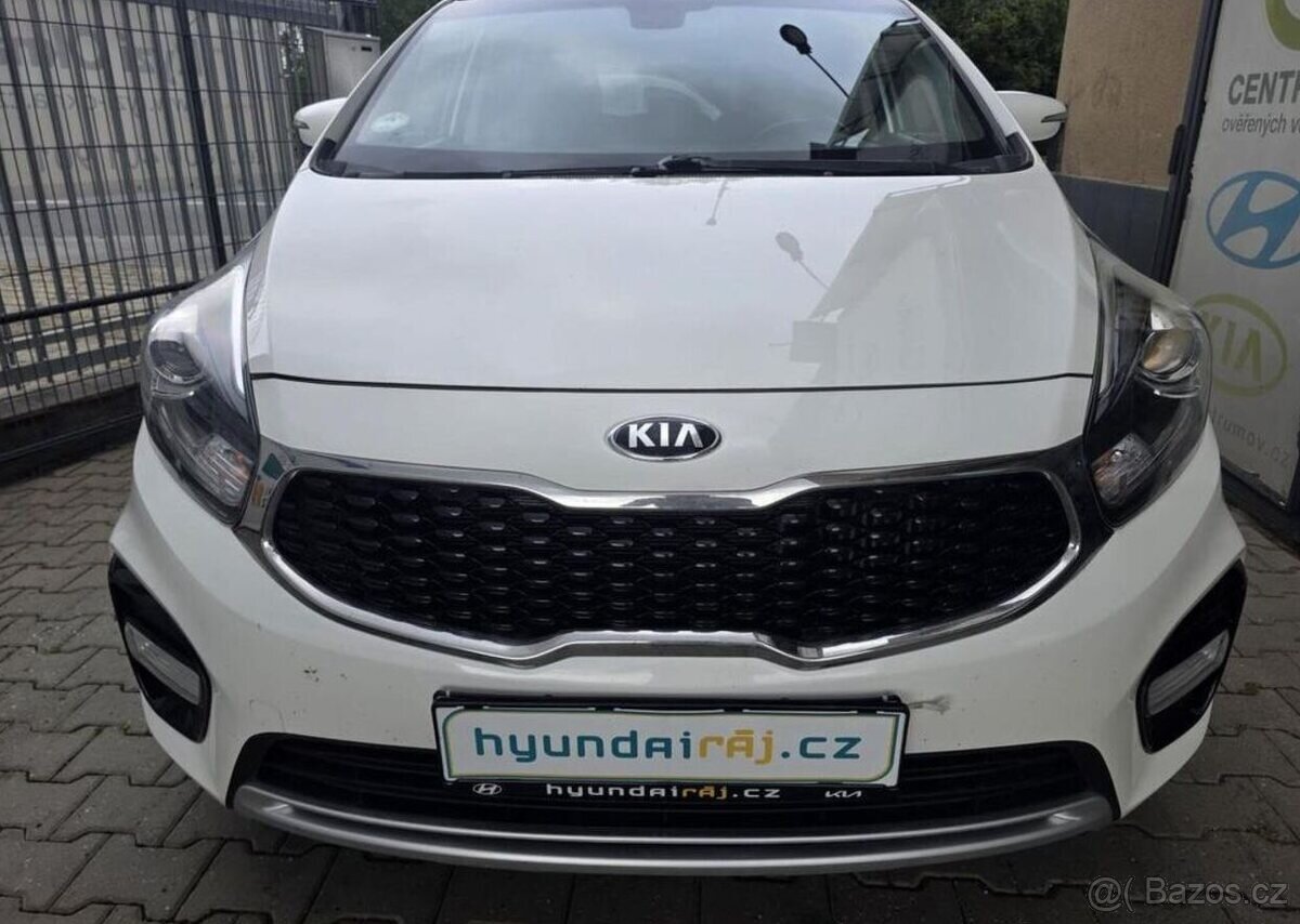 Kia Carens 1.7 - 1. MAJ - 7 MÍST