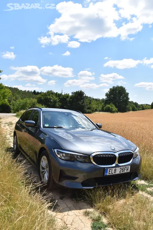 BMW 330e Touring G21 2022