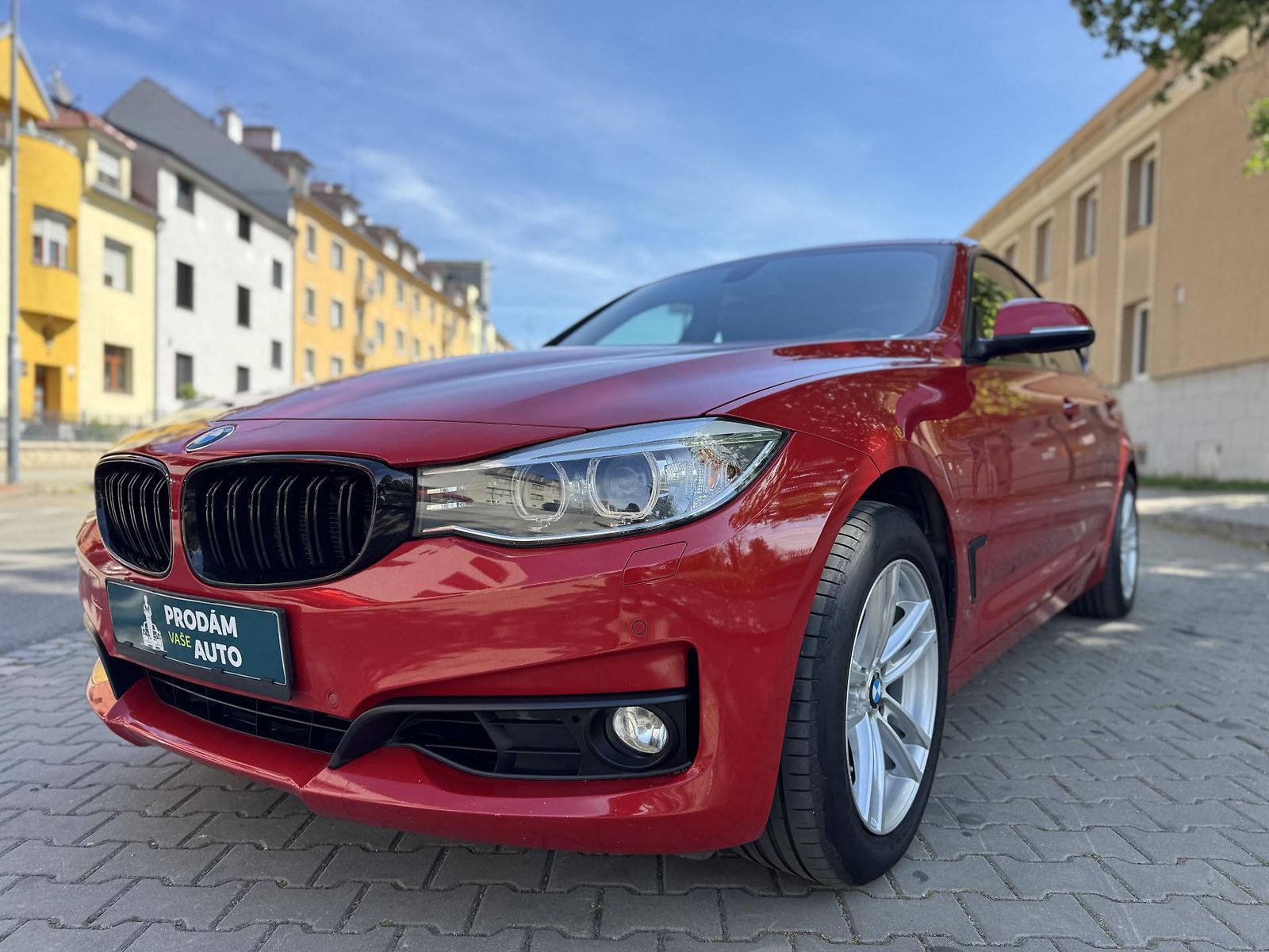 BMW Řada 3 330 GT panorama | kůže