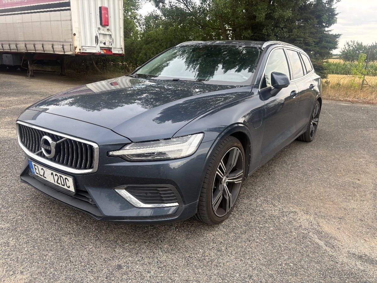 Volvo V60 , T8 - 292kw rok 12/2021 DPH