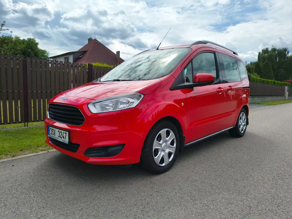 Ford Tourneo Courier (1.0 benzín)