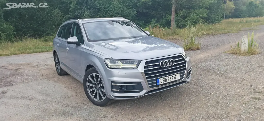 Audi Q7, ČR, DPH, adapt, masážní sedačky