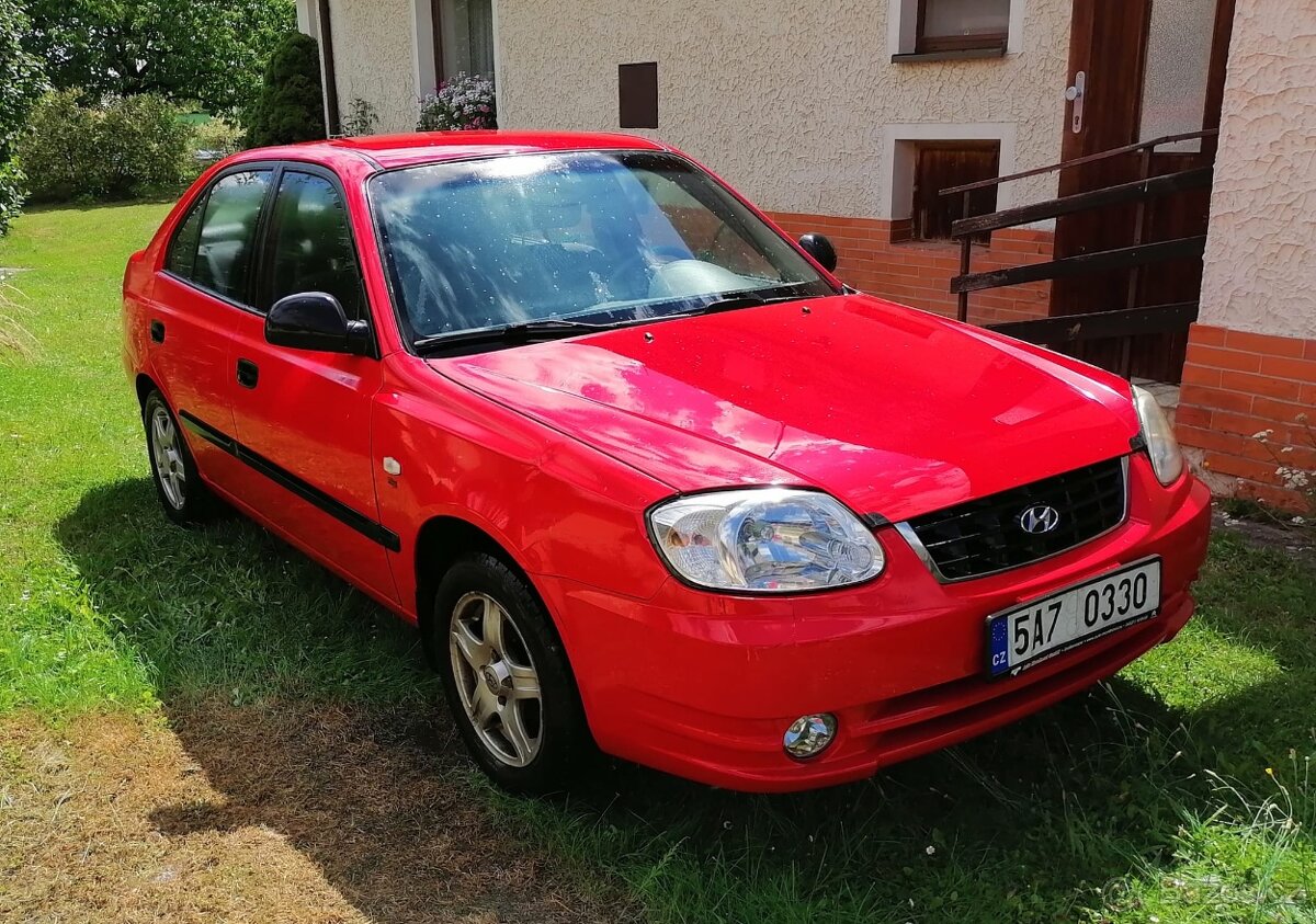 Hyunday Accent liftback 1.4 i