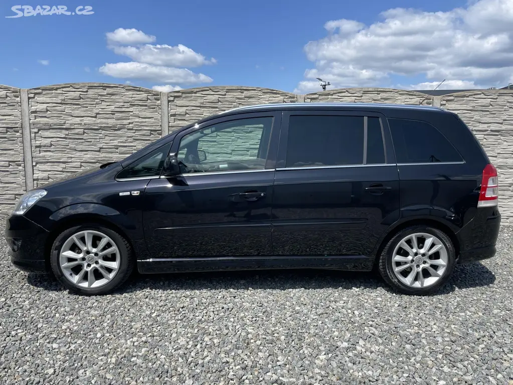 Opel Zafira 1.8i 16v 135PS LPG 7MÍST SPORT