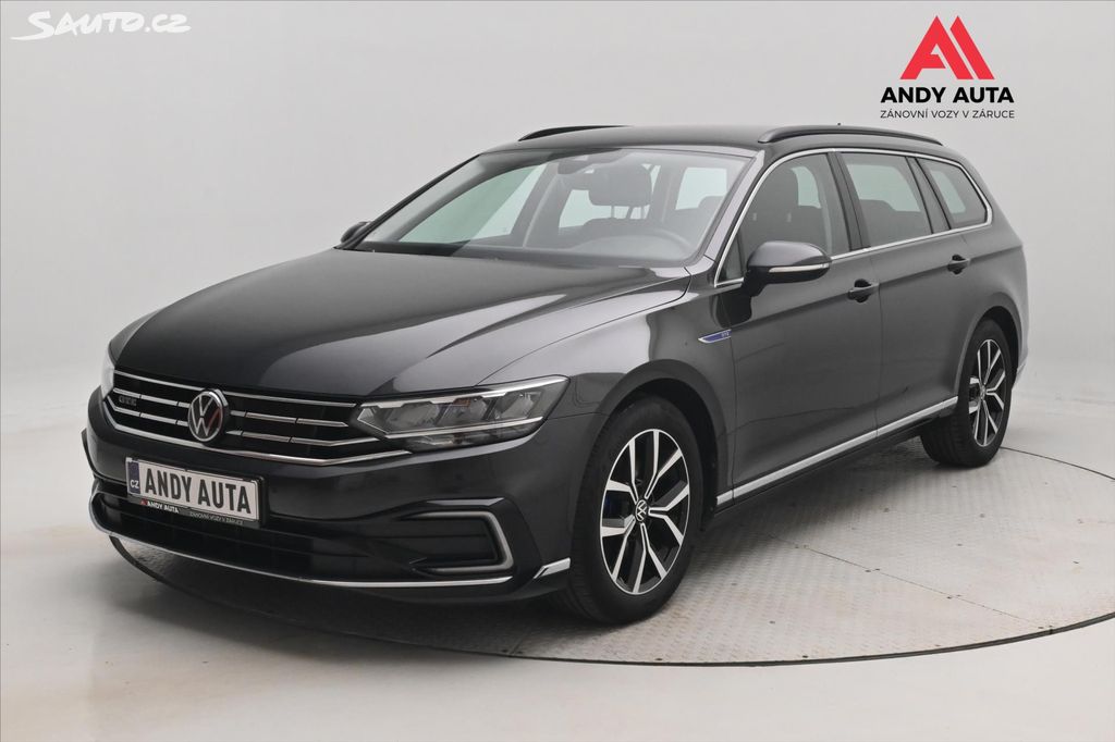 Volkswagen Passat, 1,4 GTE 160 kW DSG Business Zá