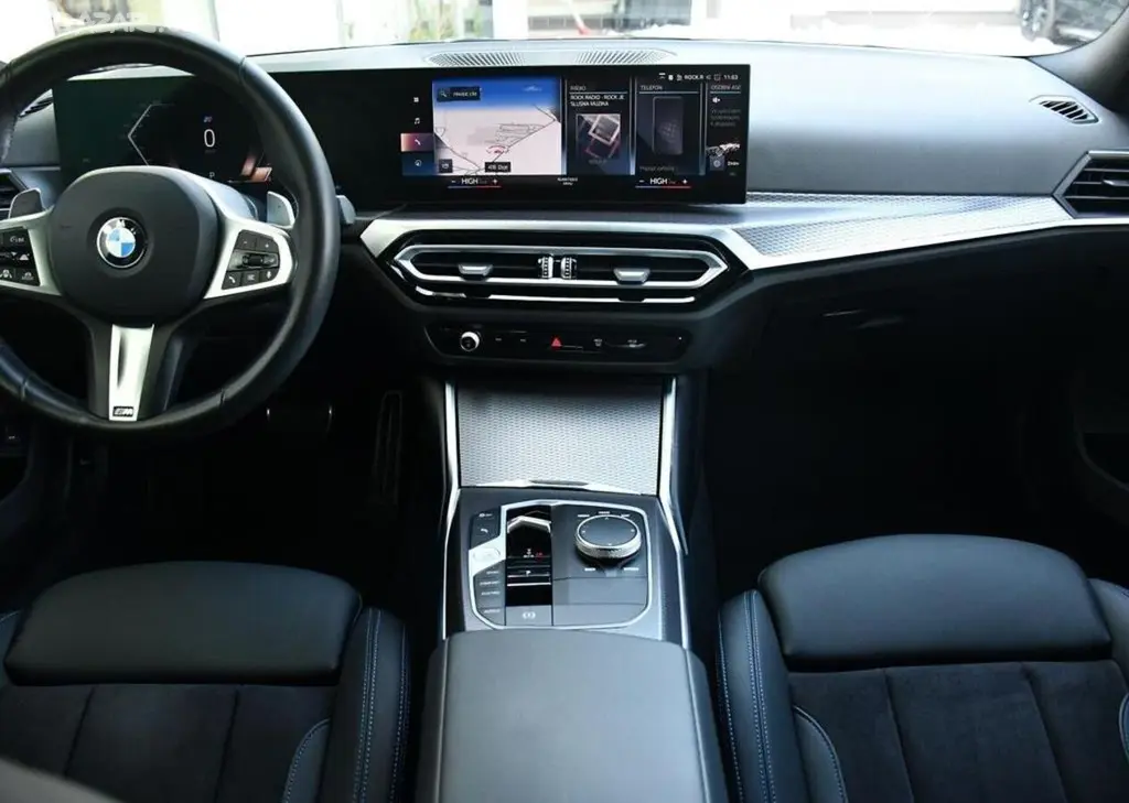 BMW Řada 3 320d M-SPORT xD TAŽNÉ ČR 140 kw