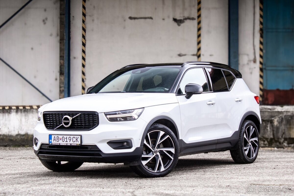 Volvo XC40 D4 R-Design 140kw AT/8 4x4 2018
