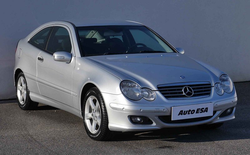 Mercedes-Benz Třída C 2007