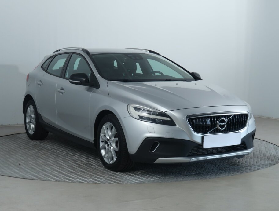 Volvo V40 Cross Country, 2.0 D3, Automat, Serv