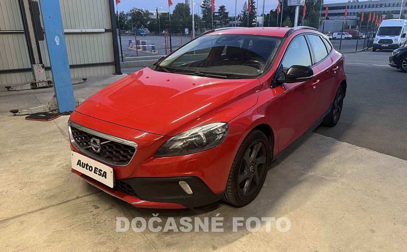 Volvo V40 2014