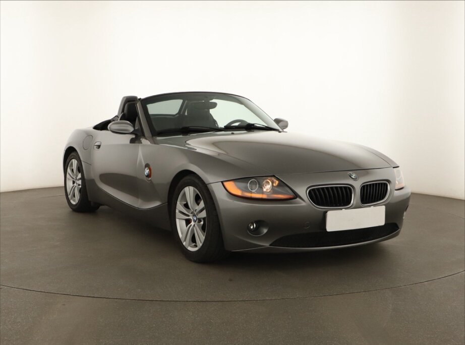 BMW Řada Z4, 2.2i, Convertible, Benzín