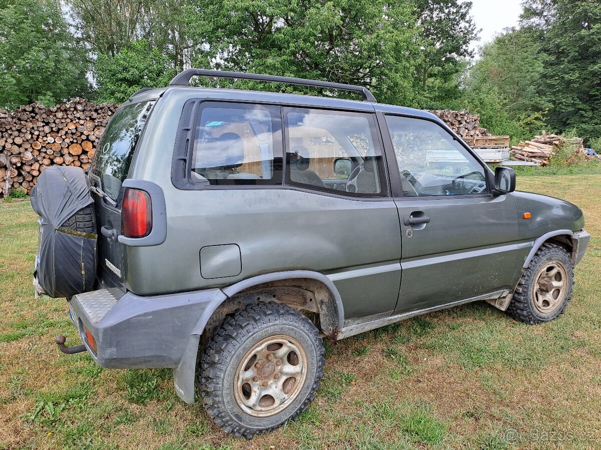 Nissan Terrano