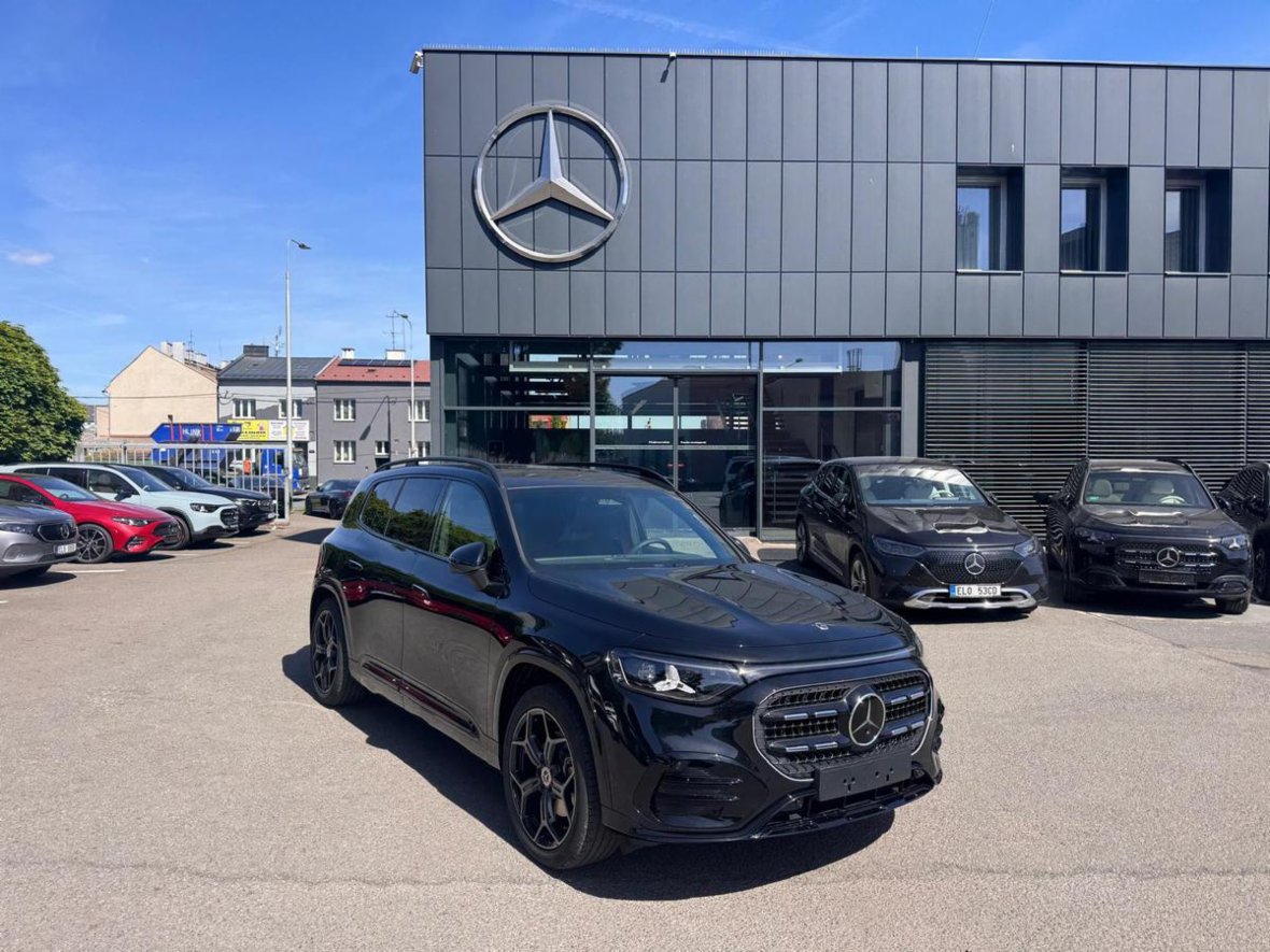 Mercedes-Benz GLB, 200 4MATIC, SUV, hybridní -