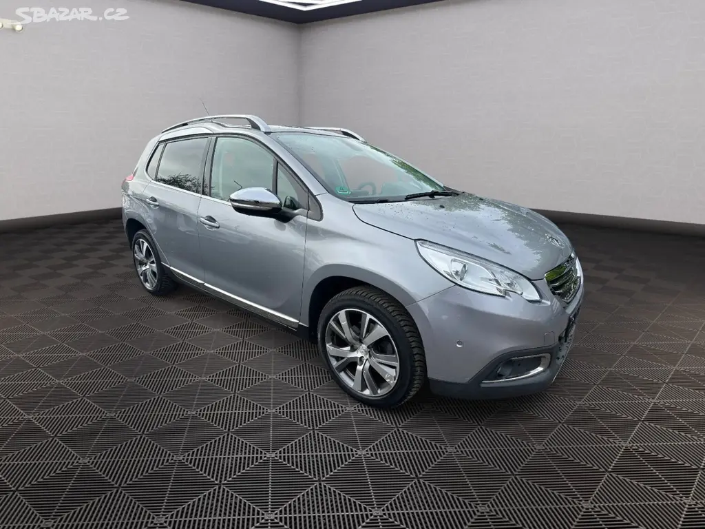 Peugeot 2008, 1.2T 81kw Allure