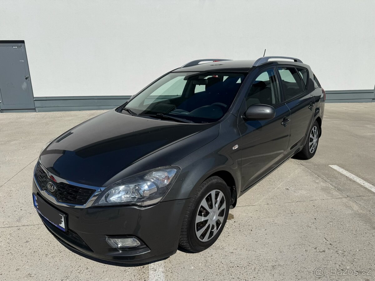 Kia Cee’d 1.6 CRDi 85kW,ČR,AC,STK do 2028