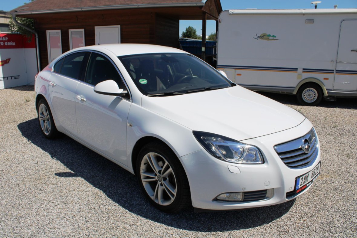 Opel Insignia, 2,0CDTI KLIMA NAVI XENON KŮŽE,