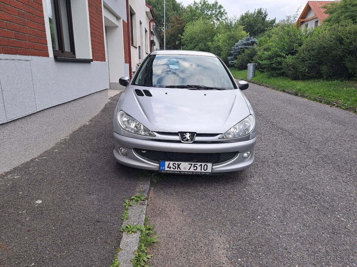 Peugeot 206