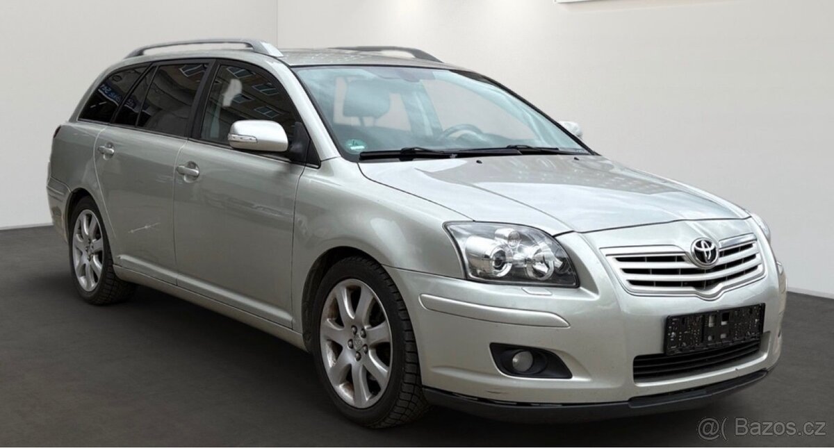Prodam Toyotu Avensis 2.4 120kw Automat