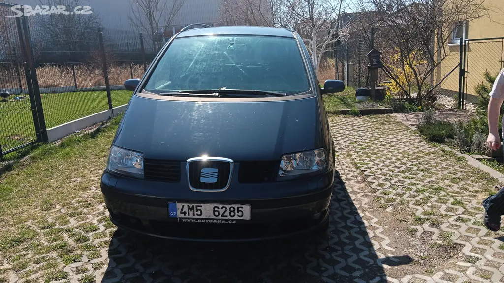 Seat Alhambra bez STK