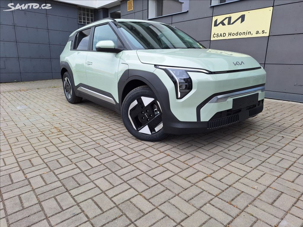 Kia EV3, elektro  Earth 81,4 KW 150k