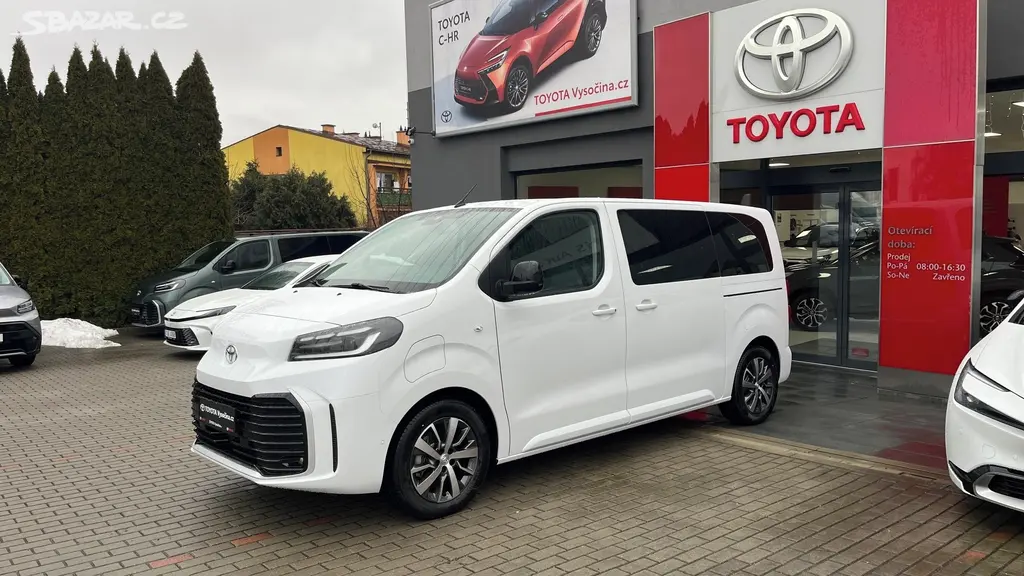 Toyota Proace Verso, EV 75kWh L1 Family 8 míst 136k