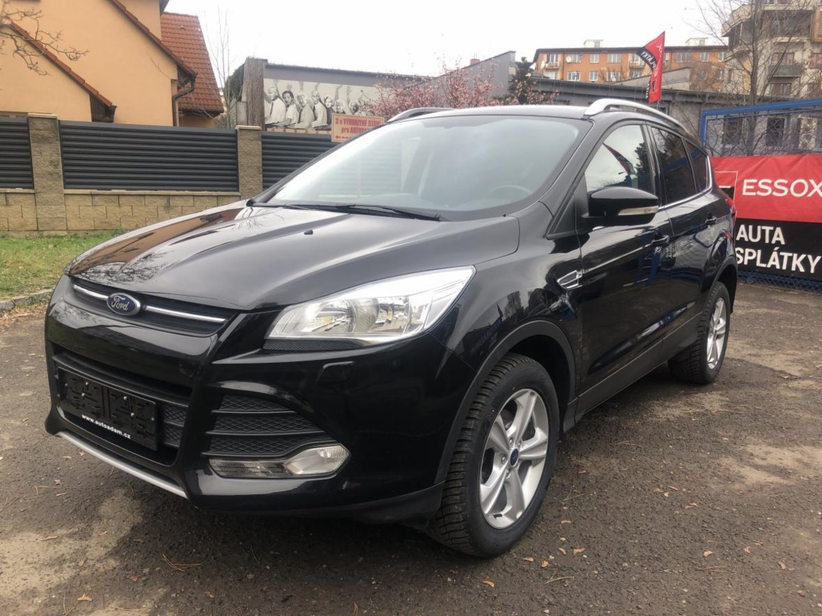 Ford Kuga, 1,5 110kW 1.majitel pěkný stav, MPV,