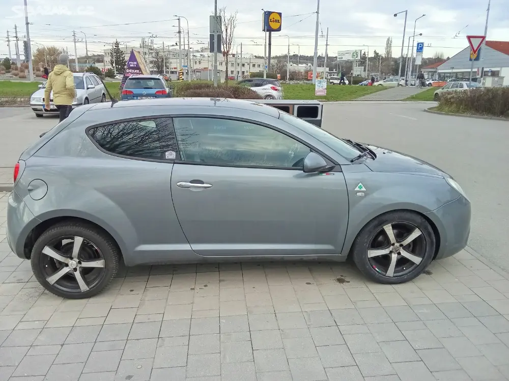 Alfa Romeo Mito 2012 bez koroze a vad, tk 8/2027