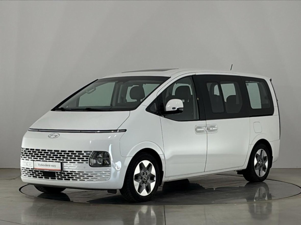 Hyundai Staria, Tour 4x4, MPV, nafta