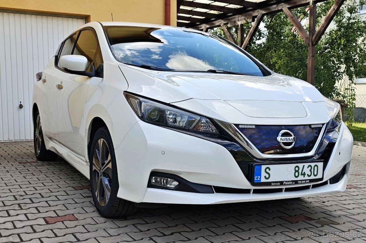 Nissan Leaf 40 kWh 110 kw, málo km, SoH 89% +DPH