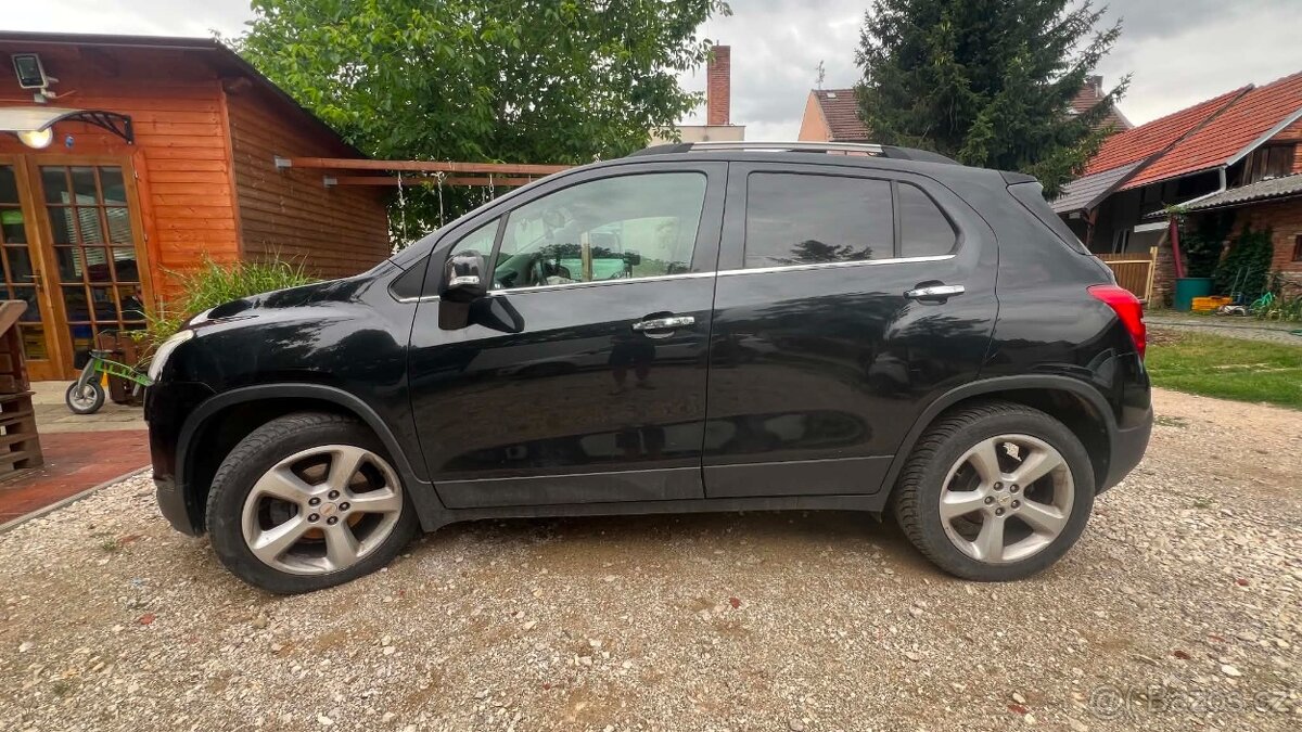 CHEVROLET TRAX